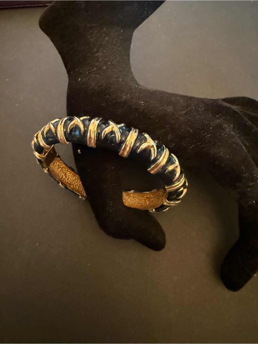 Vtg. Maresco Signed Black Enamel Goldtone Hinged Bangle Bracelet